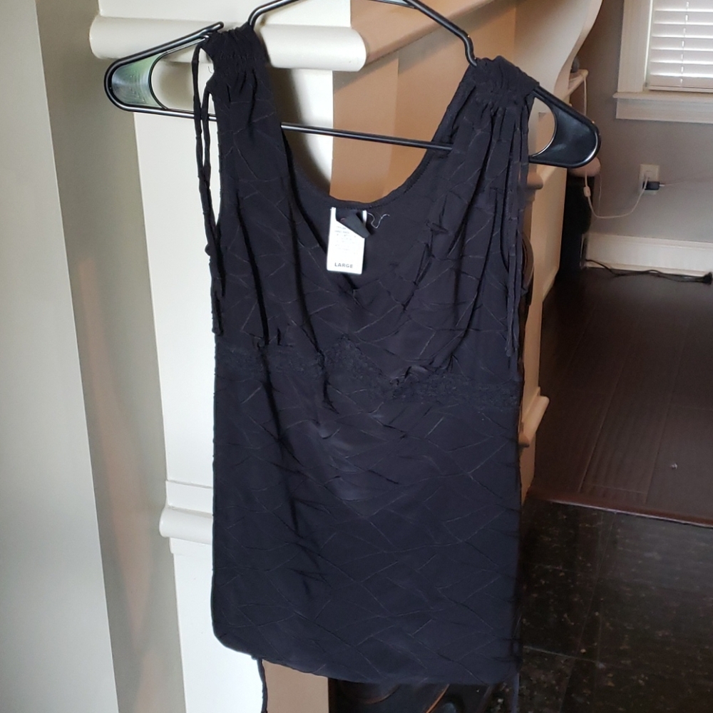 Black Sleeveless Top